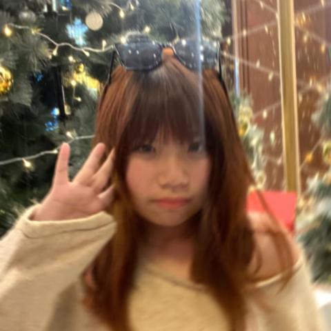 提供皮包店服務的專家吳禹欣