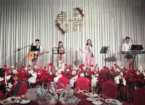 咖喱張嘉芯 | Curry樂團 - 