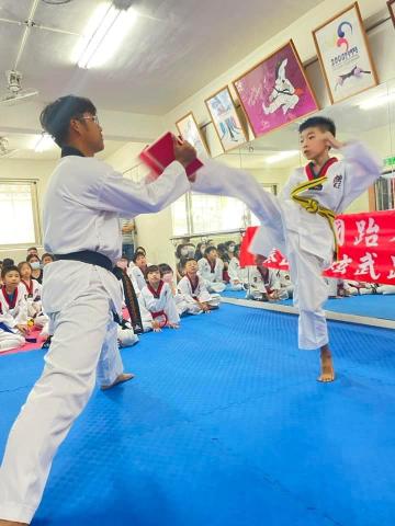 郭秉鑫 - 晉級測驗