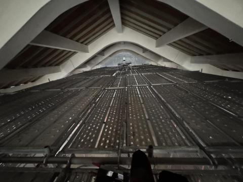 永大開發工程有限公司 - 台南教會
滿堂架
任何鷹架問題找吉翔0886807500