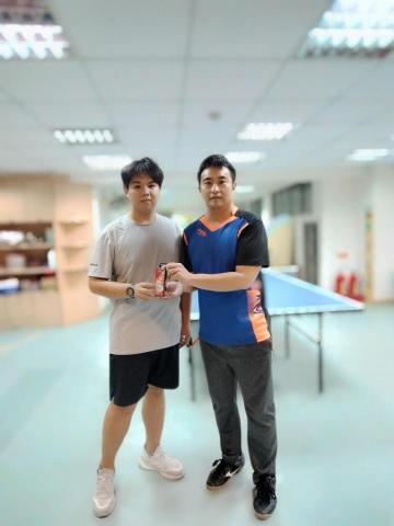 張敬彬 - 成大學生培養運動，來學桌球