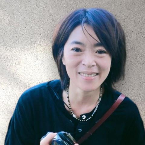 提供公證代辦服務的專家Tracy Wu