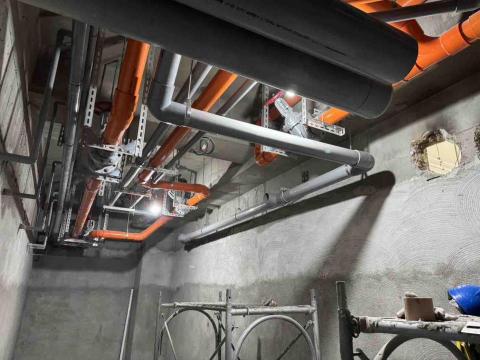 阿文水電弱電 - 公共工程
SWP排水系統
動力排水系統
8英吋雨水幹管