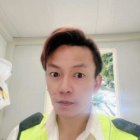 提供阿姨內衣服務的專家陳志成