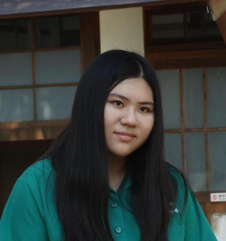 提供作文家教台中服務的專家李姵佳