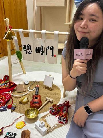 主持人喬喬 - 抓周主持服務