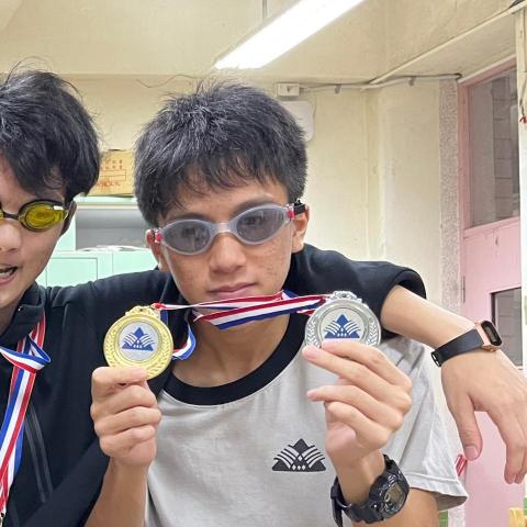 提供內湖社區大學服務的專家謝光曜