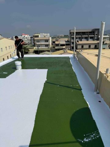 翁有信的 - 隔熱面漆施工