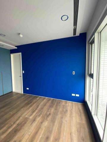 翁有信的 - 電視牆跳色