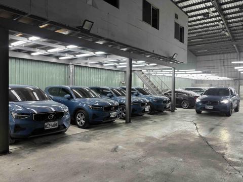 林季蒲 - 整備車