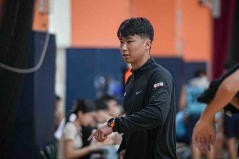 提供籃球歌服務的專家Allen