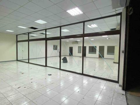 整合工程職人-黃設計師🪛🔧🔨 - 