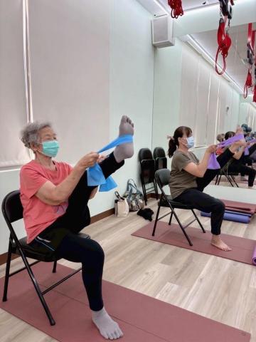 鈺婷 Yu Ting - 樂齡肌力訓練