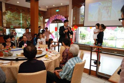 第一名魔-丁民 - 婚禮當中的餘興節目。