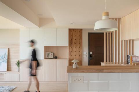 吳靜輝 - 空間攝影
無論您是設計師、建築師、還是自有喜歡設計的朋友，設計出美的物件就是需要有人看到，這時候您的設計不能被埋沒，需要我來幫您記錄一番！