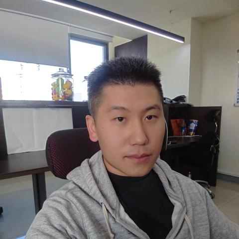 提供運動器材服務的專家張勝維