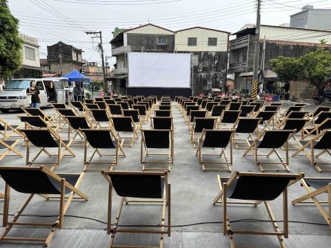 熊南人電影映像有限公司 - 數位露天放映（含躺椅租借）