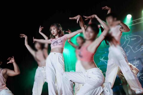 錢薇安 - 南大熱舞2023舞展（自編舞碼）