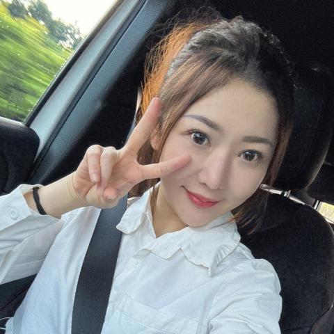 新竹護理家教推薦私人護士Sherry