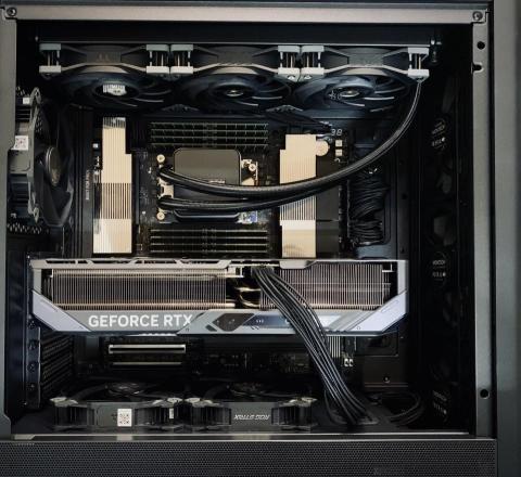 曙光電腦 松仁店(弱電工程 電腦組裝 維修) - AMD 7995WX+RTX5090+256GB DDR5 極限手游多開