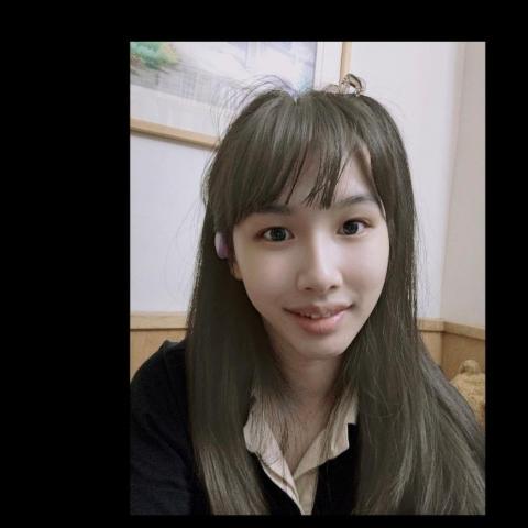 提供刻印印章服務的專家吳季芸