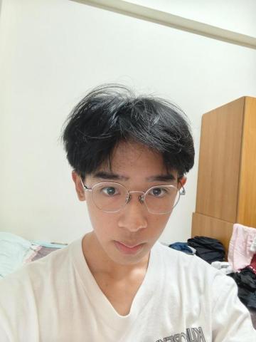 提供北投高中服務的專家劉冠昂