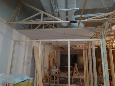 片刻構築空間創意工作室 - 華江一路商務中心造型天花