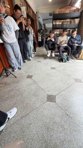 捲捲 - 江牛樓代排