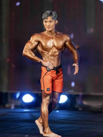 小吉uwsg&inba職業選手 - Wnbf