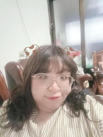 提供刮痧儀服務的專家呂珮儀