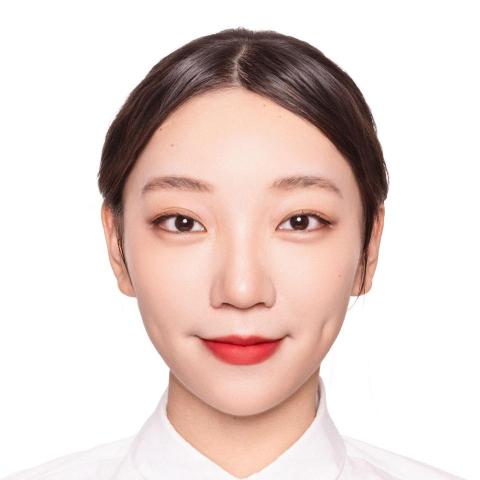 提供排球服務的專家康喬