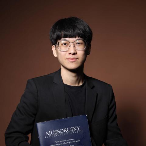 提供243服務的專家黃崇維 鋼琴教學/合作