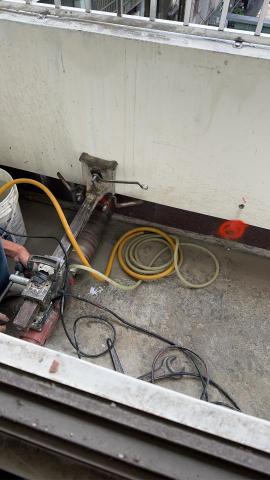 職人水電 - 牆面洗洞