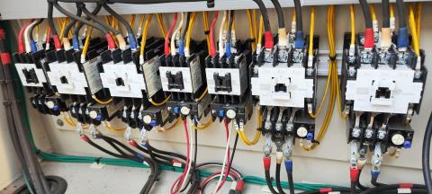 徐Hachi - 更換電磁開關