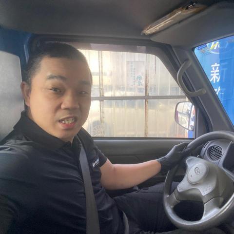 新竹市香山區機車保養維修機車行推薦謝孟航