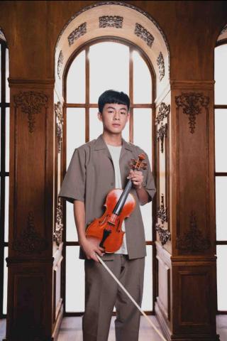 板橋小提琴陪練老師推薦蘇煒程