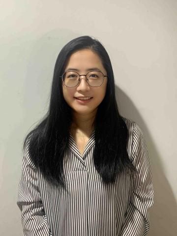 提供sbir範本服務的專家楊憶芳