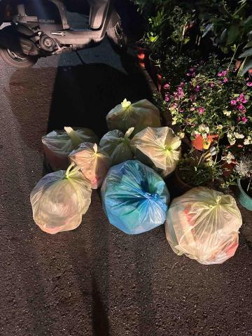 乳糖小行星 - 代收垃圾