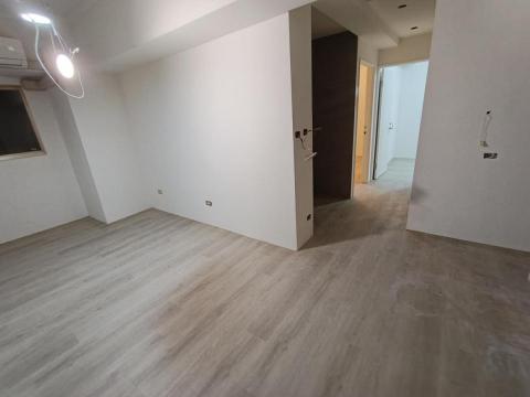 阿宗的地板世界 - 