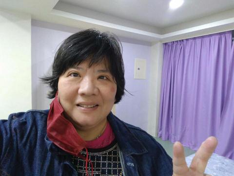 台北信義區正音老師推薦伴讀陪玩  黃老師