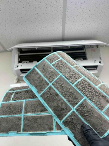 宇將空調 - 家中沒工作梯洗不到濾網，濾網代客清洗 