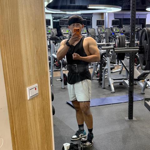 提供晚班兼職現領服務的專家Chapman Lin