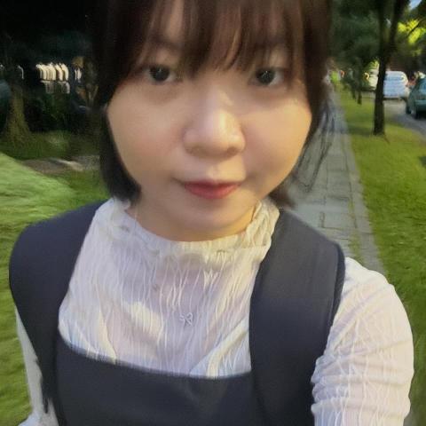 提供發音服務的專家郭芸均