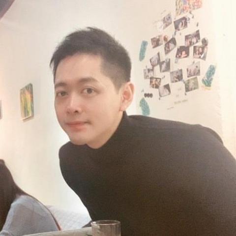 提供pttiphone版服務的專家Joker Lin (Joker)