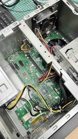 德洋資訊社 - 更換電源後，已能開機