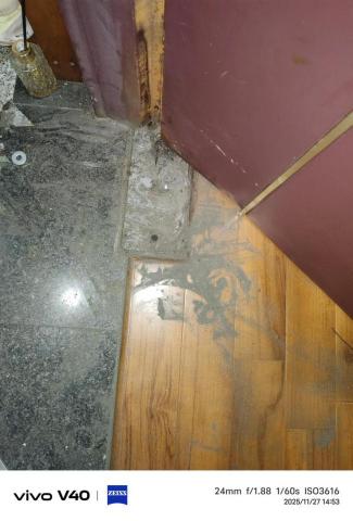 于杰鐵類工廠 - 油壓地絞鏈損壞