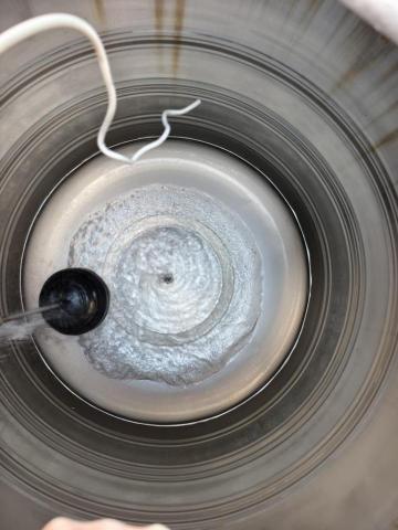 鑫貔清潔 - 水塔清洗後