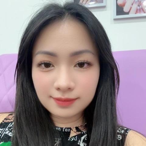 提供指甲光療機服務的專家雯雯wen