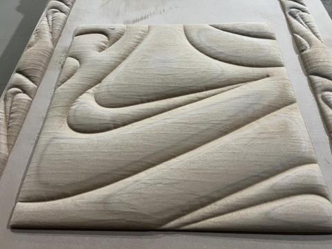 新致數位製程 - 品牌標誌木作3D立體雕刻