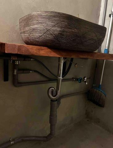 小豪 - 浴室管路配置